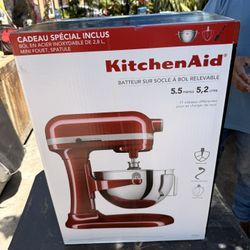 Kitchen Aid Mixer