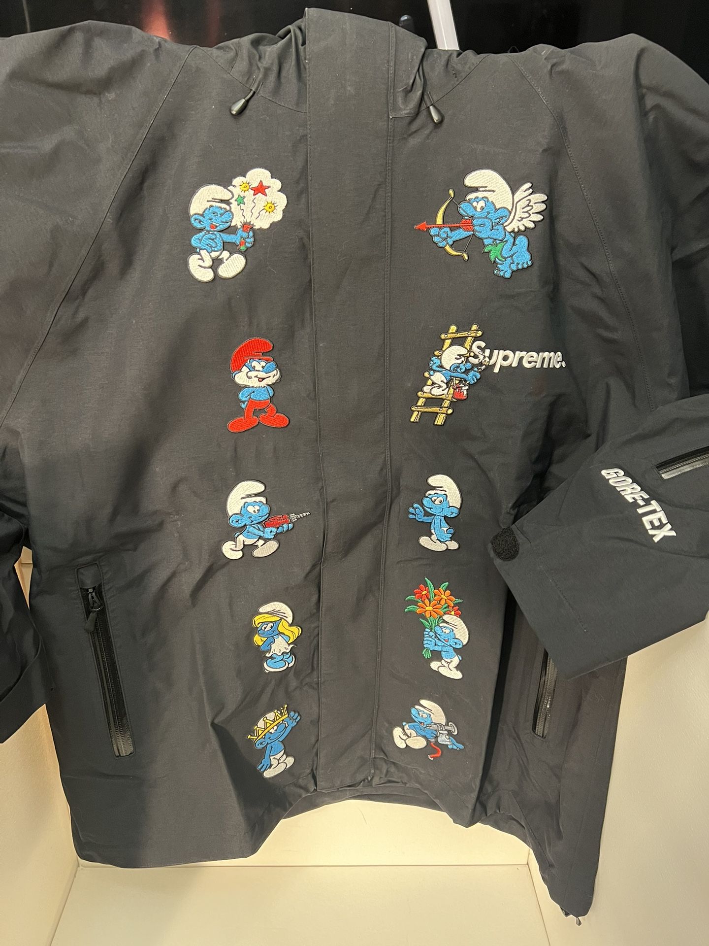 Supreme Smurfs GORE TEX Shell Jacket