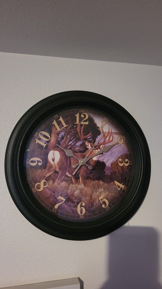 Deer Clock