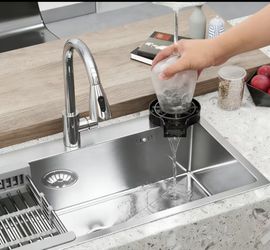KITCHEN SINK
