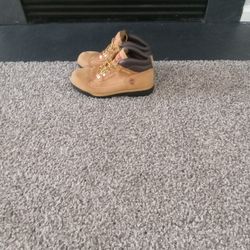 Woman's Timberland Boots Size 7