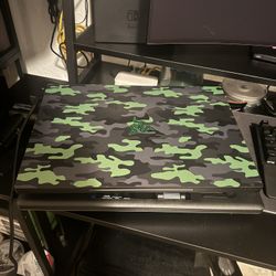 RAZER BLADE 18, Gaming Laptop UHD + INTEL CORE I9,  NVIDIA RTX 4090