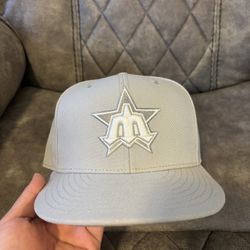 Seattle Mariners 7 5/8