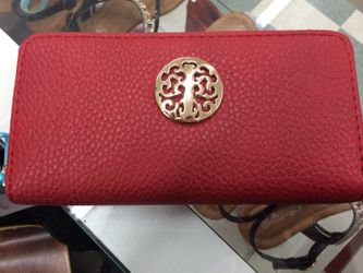 Red wallet