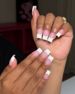 Nail lamp