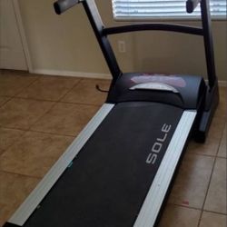 Sole Treadmill & Free Delivery 