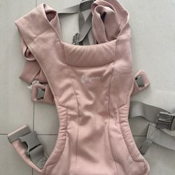 New Ergobaby Embrace Carrier 
