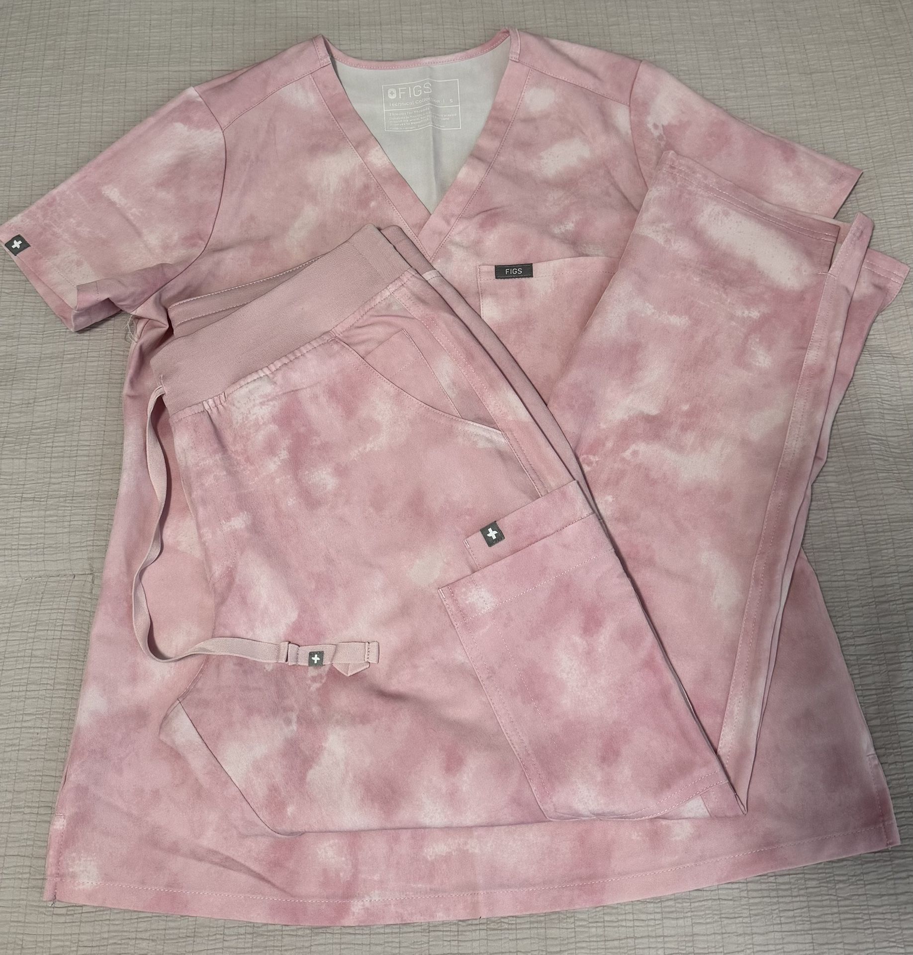 Women’s Figs Scrub Set Marbled Rose