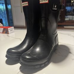 Hunter Wellington Rain Boots
