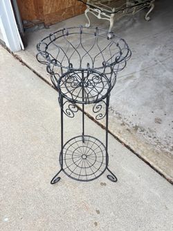Vintage 2 tier plant stand