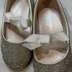 Girl’s Dress Shoes