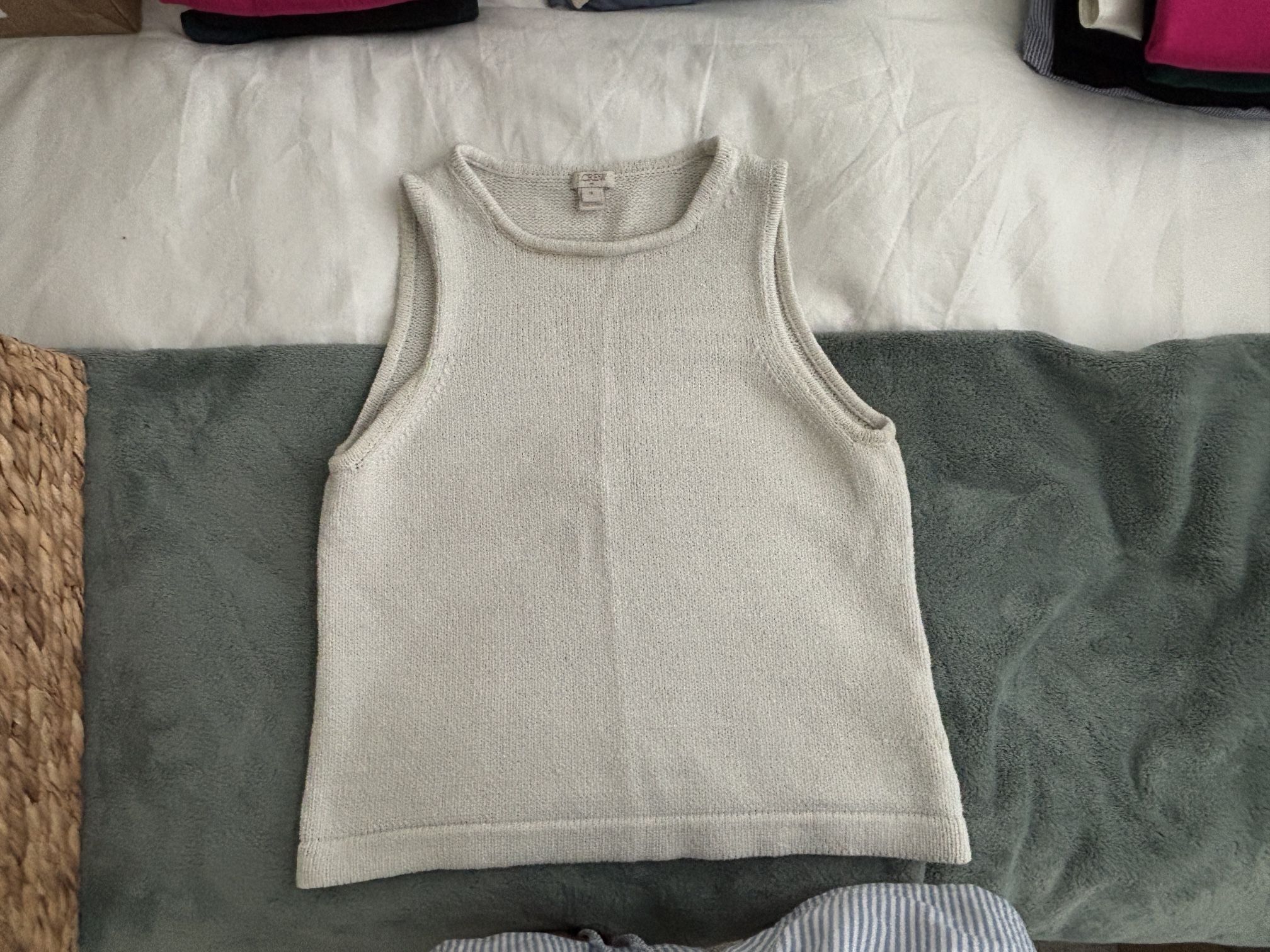 JCREW top