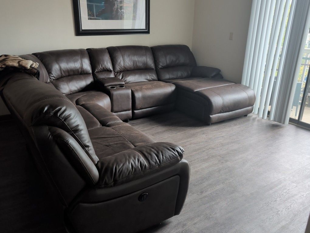 Leather Sectional Couch 