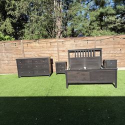 Free bedroom set