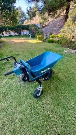 Makita  XUC01 Battery Powered Wheelbarrow