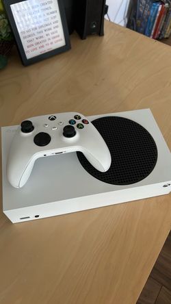 Brand New XBox Series S- White 512 GB SSD