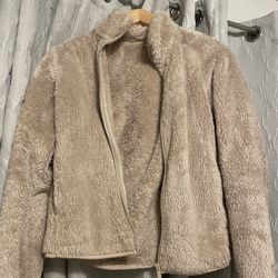 Uniqlo Fleece Jacket (women’s) 