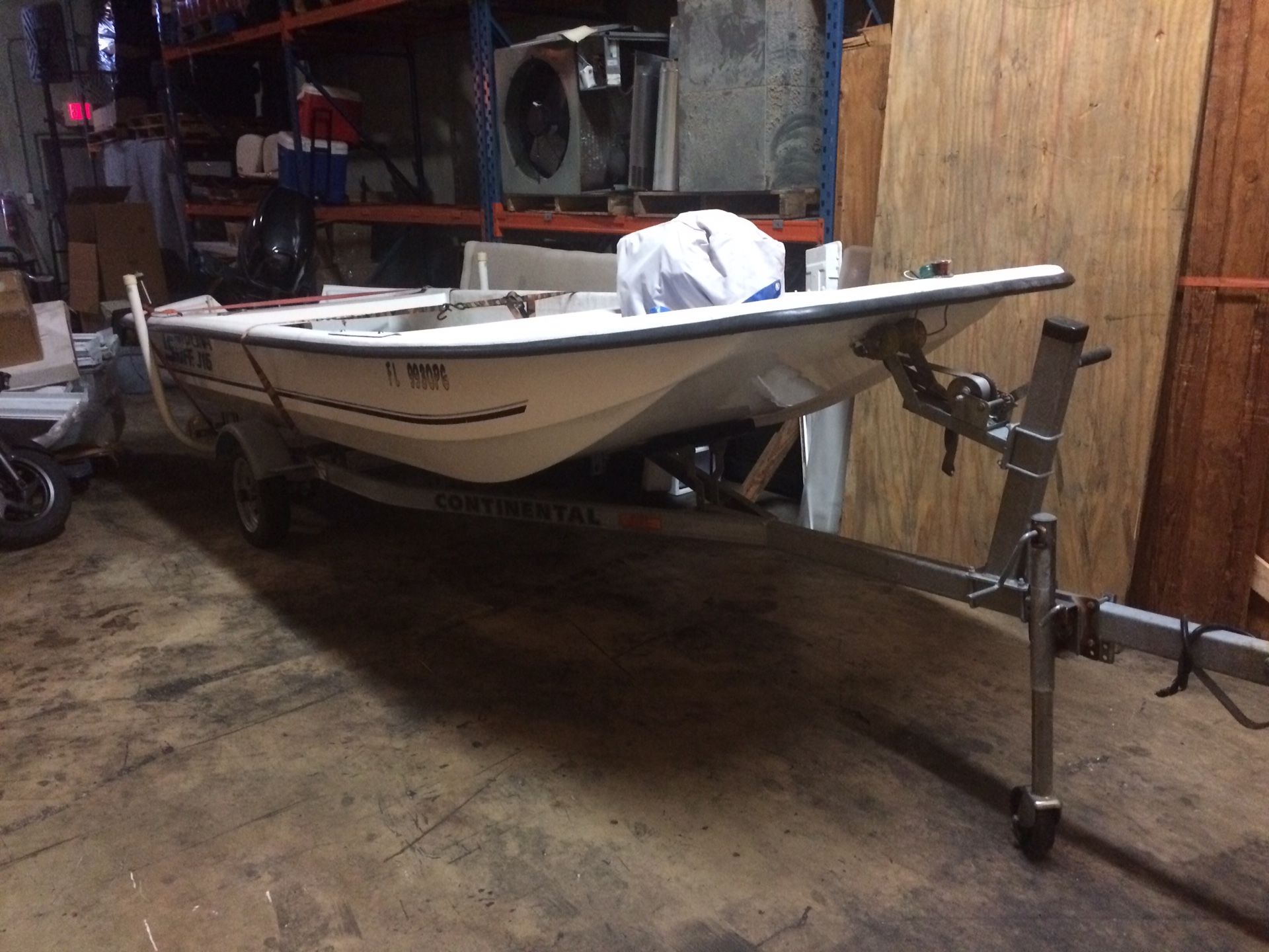 Carolina skiff j16 with 25hp motor and trailer for Sale in Miami, FL