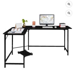 USED DESK LIKE NEW ….$50DLLS In Excellent Condition 
