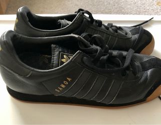 Vintage Adidas Originals Samoa - Black & Gold with Gum Sole women’s size 8