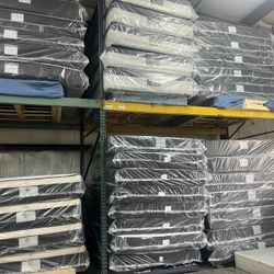 🔥🔥TWIN,FULL,QUEEN AND KING MATTRESS STARTING AT $150‼️A SET BEST PRICE INTOWN BEST PRICE ON BRAND NEW PLUSH TOP MATTRESS ORTHOPEDIC 🔥🔥

