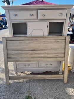 Bedroom set and kitchen set