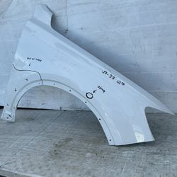 2017 - 2023 AUDI Q7 - FRONT PASSENGER SIDE DOOR OEM 