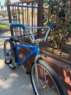Throne bike frame and full bike trades