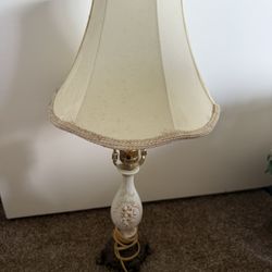 Porcelain Angel Cherub Lamp 