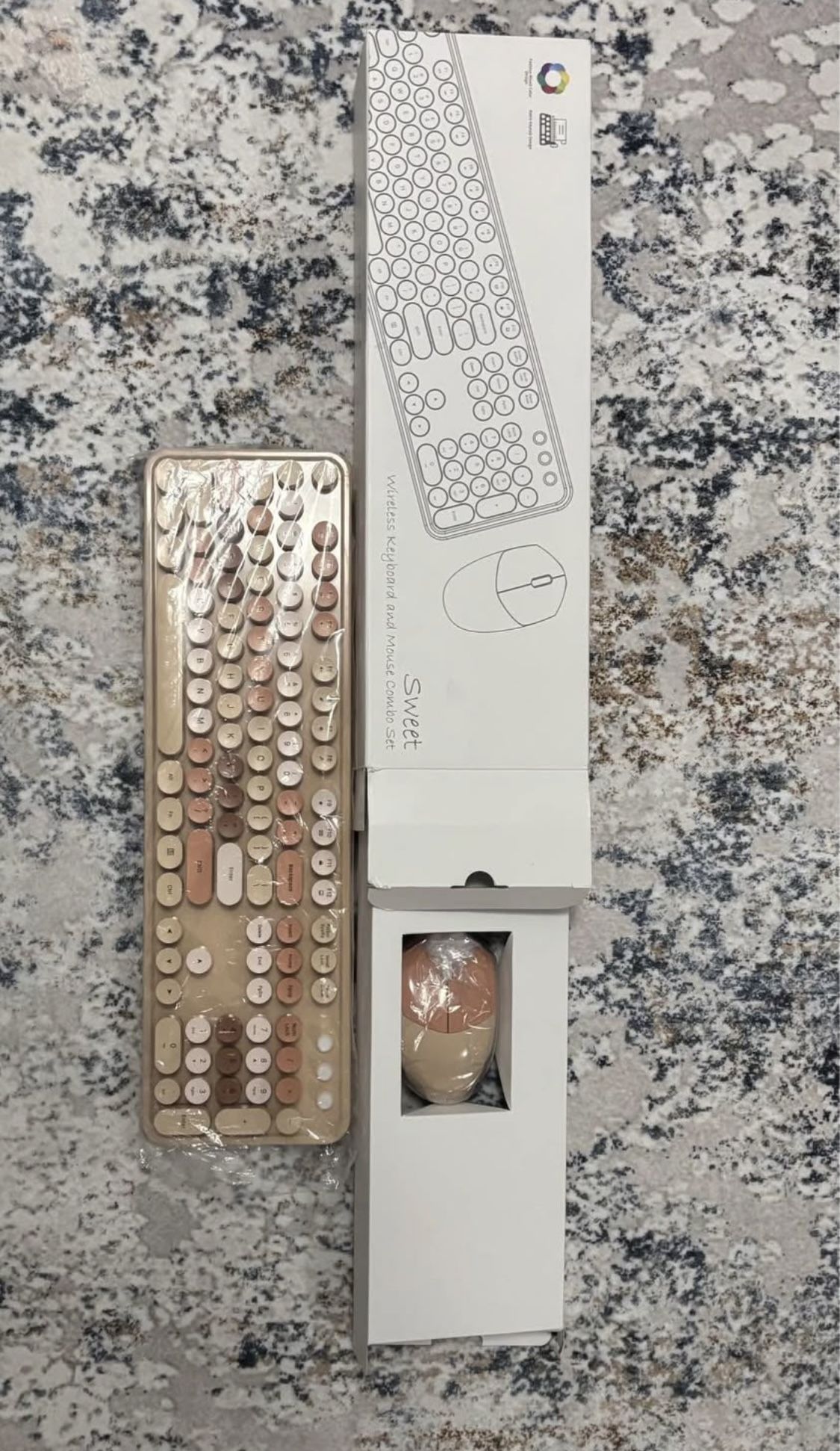 🔥Wireless Keybourd and Mouse - Brand New