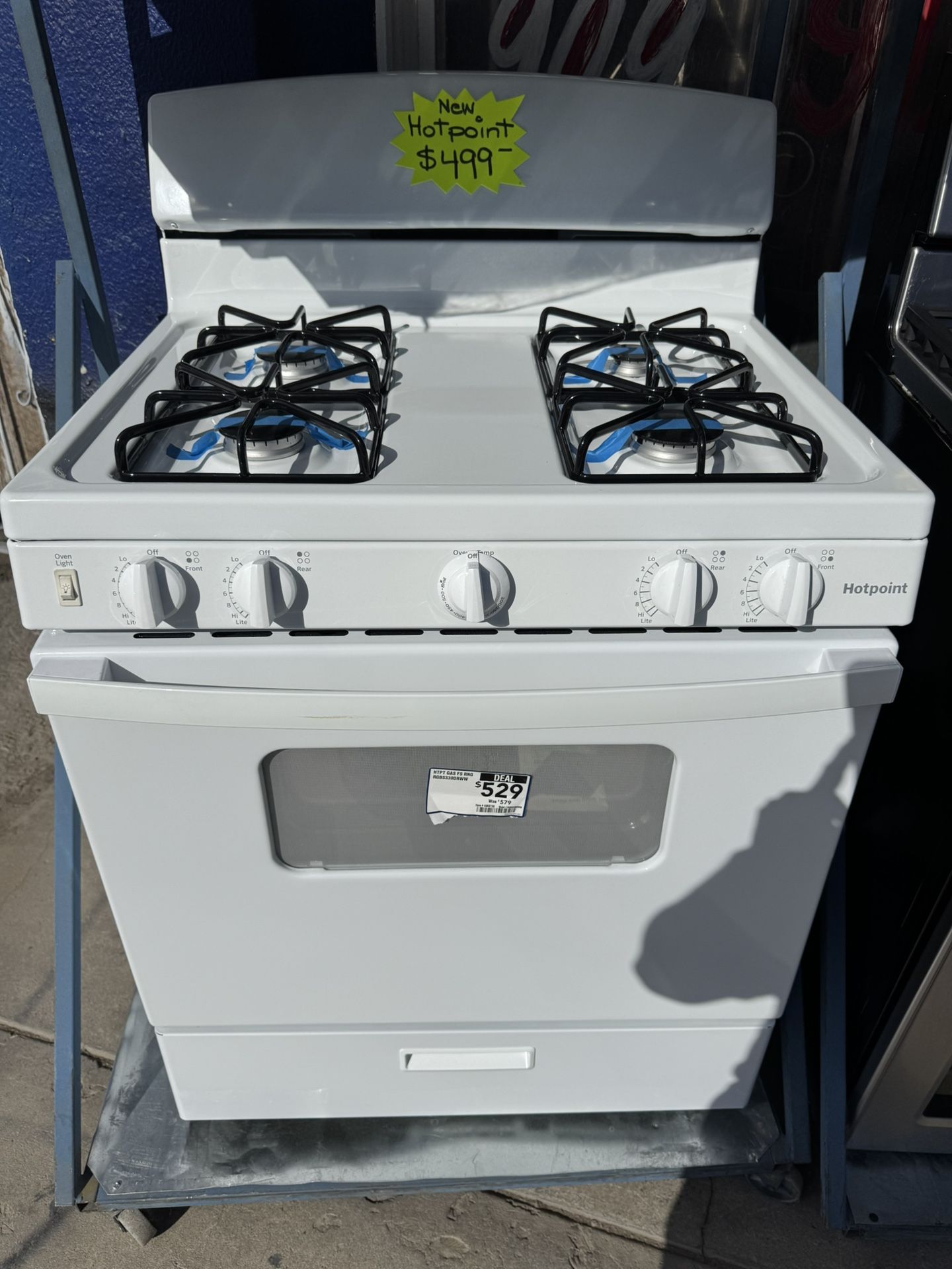 New GE Gas Stove In White