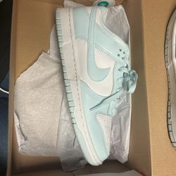 Blue Dunks Men Size 7.5 $100