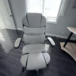 Studio/ gaming Chair