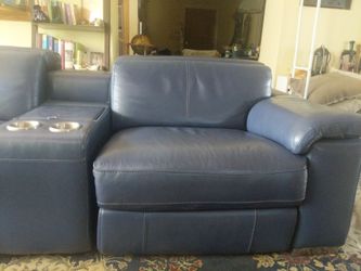 6 piece sectional Charlie Blue leather