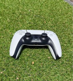 PS5 controller