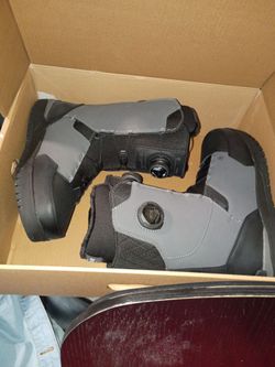 Snowboard Boots with BOA Closure System