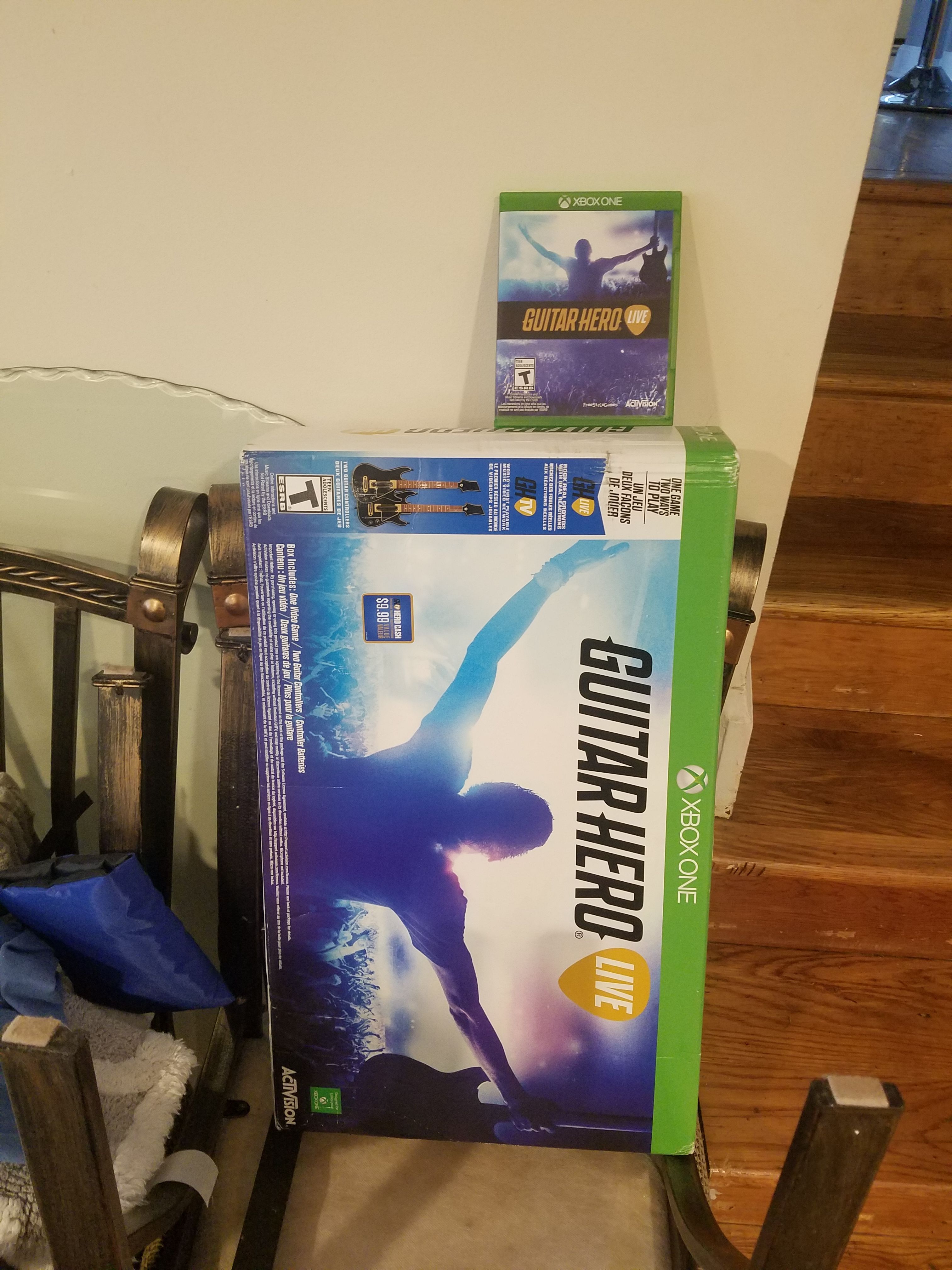 Xbox one guitar hero live and 2 guitars