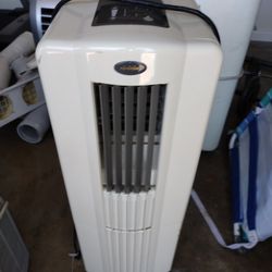 Toyotomi Brand Portable AC.Comes With hose