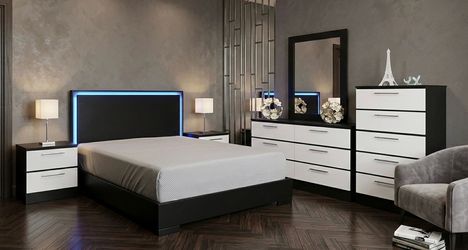 Brand New Bedroom Set / Juego de Cuarto Nuevo a Estrenar