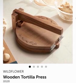 Princess House Wildflower Tortilla Press