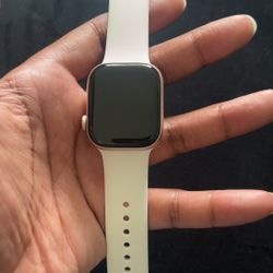 Brand new Apple Watch series 10 GPS 42mm rose gold 