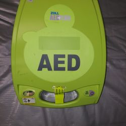 AED DEFRIBILATOR 