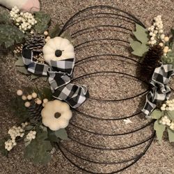 7 Wreaths For Different Holidays 