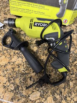 Taladro eléctrico RYOBY