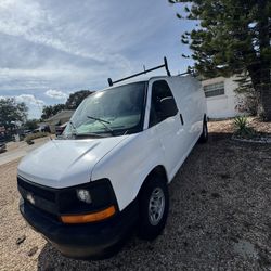2009 Chevrolet Express Cargo Van