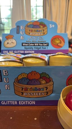 Rainbow mystery squishy