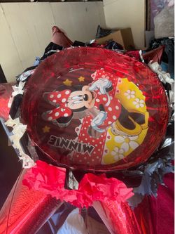 Minnie Mouse piñata