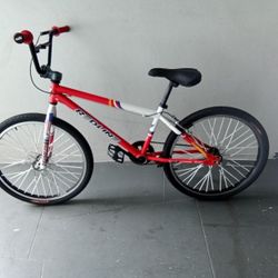 BICYCLE REDLINE MODEL BMX SIZE 24 BRAND NEW 