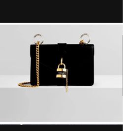Brand New Chloe Black Crossbody  Aby Chain Bag 💼