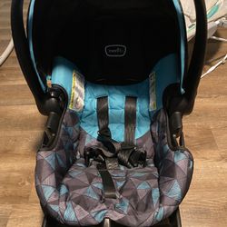 Car Seat With Base 